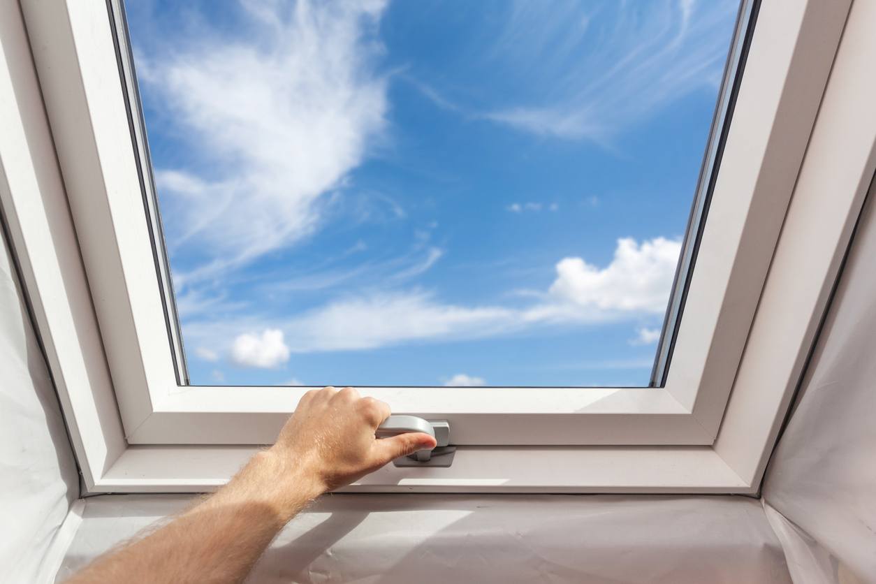 9 Advantages of Installing Skylights in Your Home During Summer 
